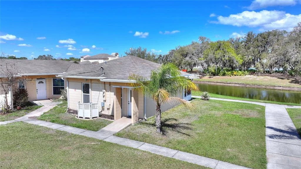 1919 CLUB CIRCLE, LAKE WALES, FL 33898