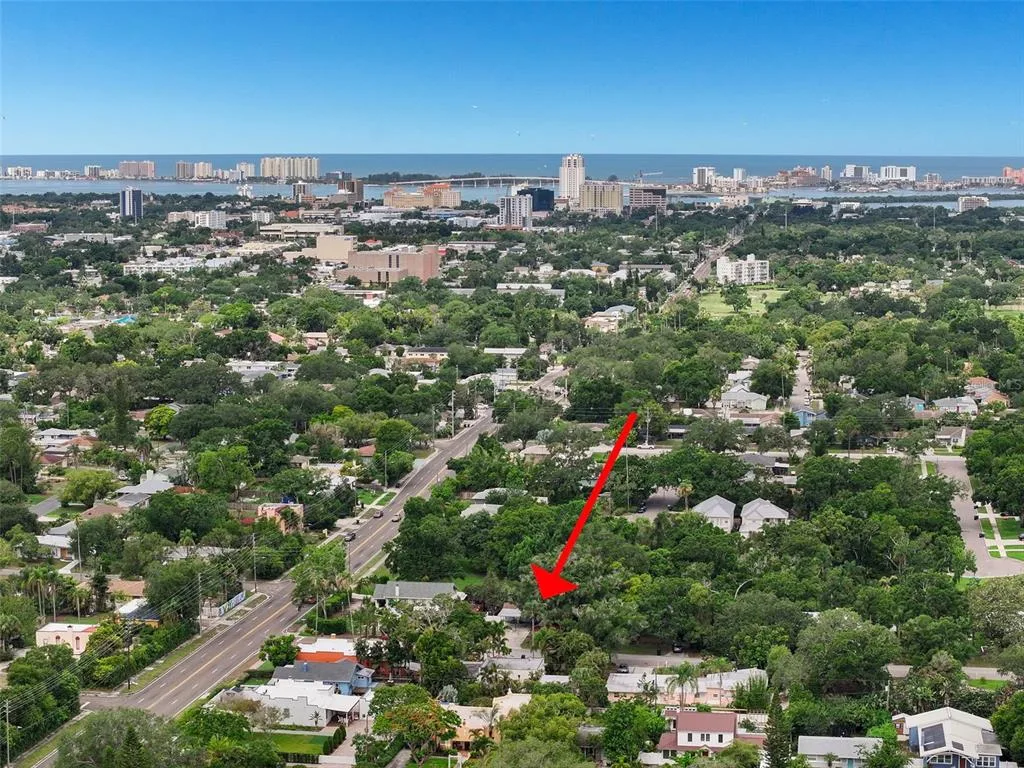 210 EDGEWOOD AVENUE, CLEARWATER, FL 33755