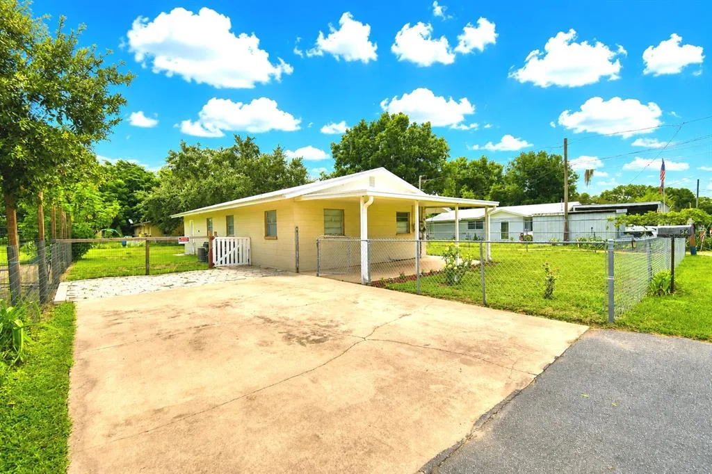 30 MONK ROAD, FROSTPROOF, FL 33843