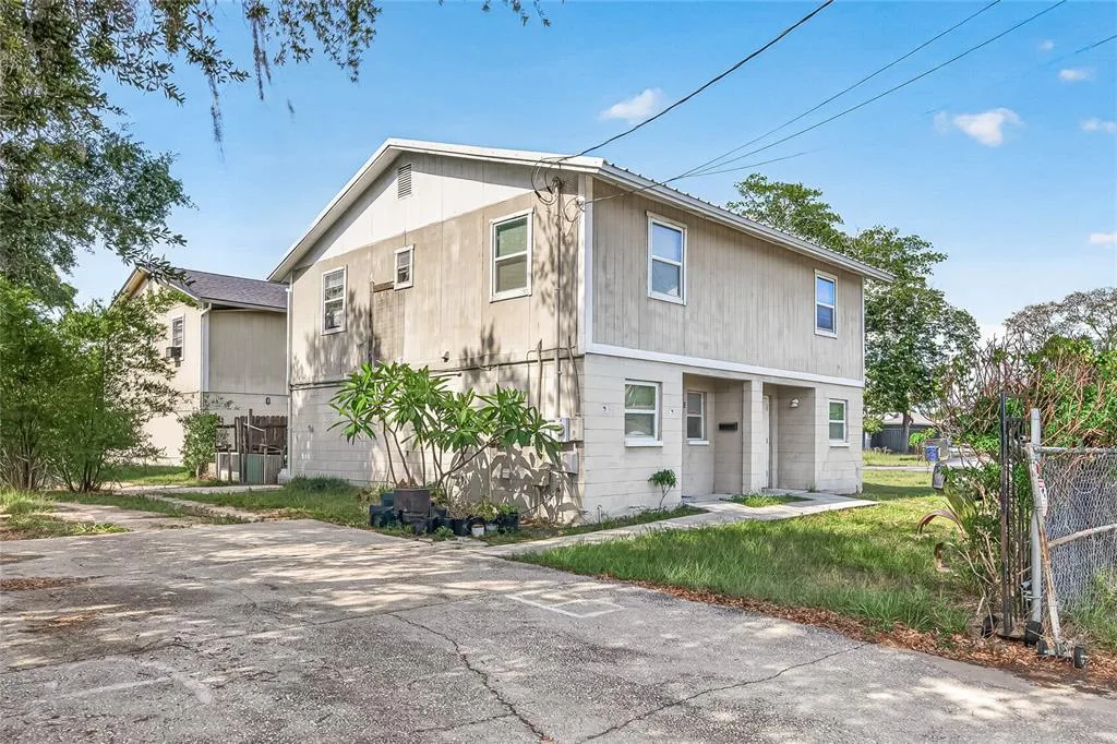 3602 N 54TH STREET, TAMPA, FL 33619