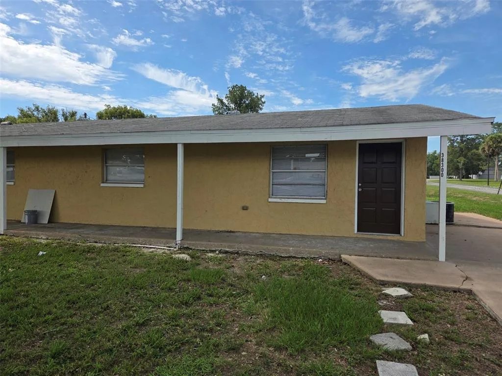 38300 HENRY DRIVE, ZEPHYRHILLS, FL 33542