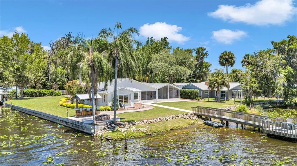 1645 SPRING GARDEN DRIVE, ASTOR, FL 32102