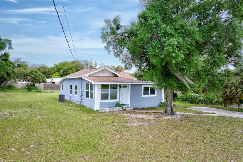 109 S ANOKA AVENUE, AVON PARK, FL 33825