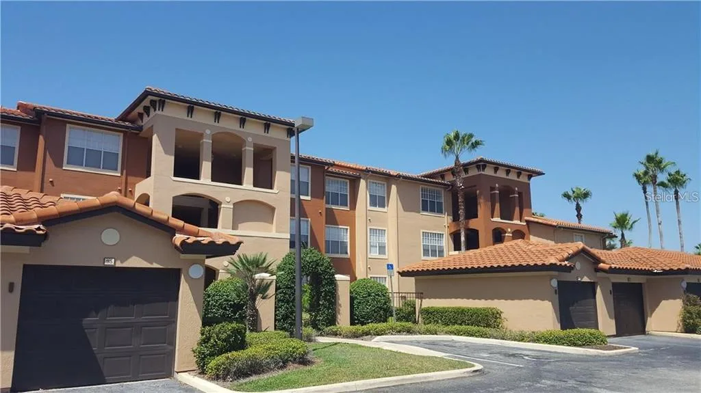 5566 METROWEST BOULEVARD # 303, ORLANDO, FL 32811