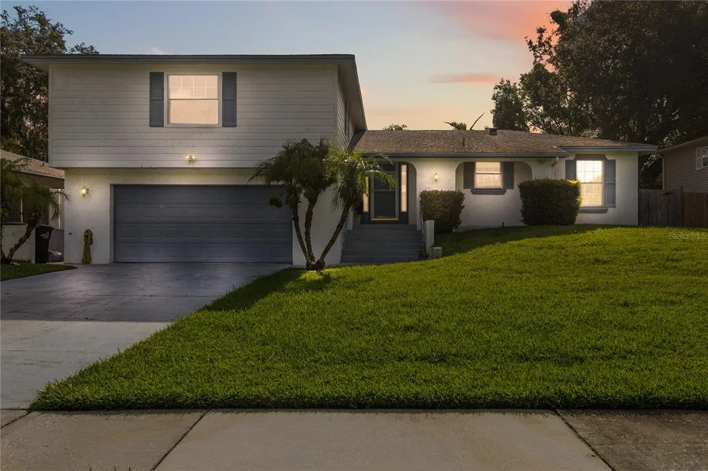 656 LITTLE WEKIVA ROAD, ALTAMONTE SPRINGS, FL 32714