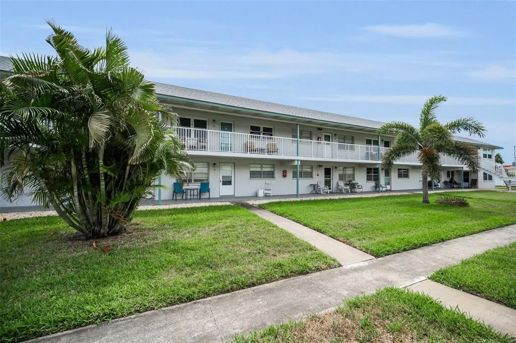 5227 81ST LANE N # 22, ST PETERSBURG, FL 33709