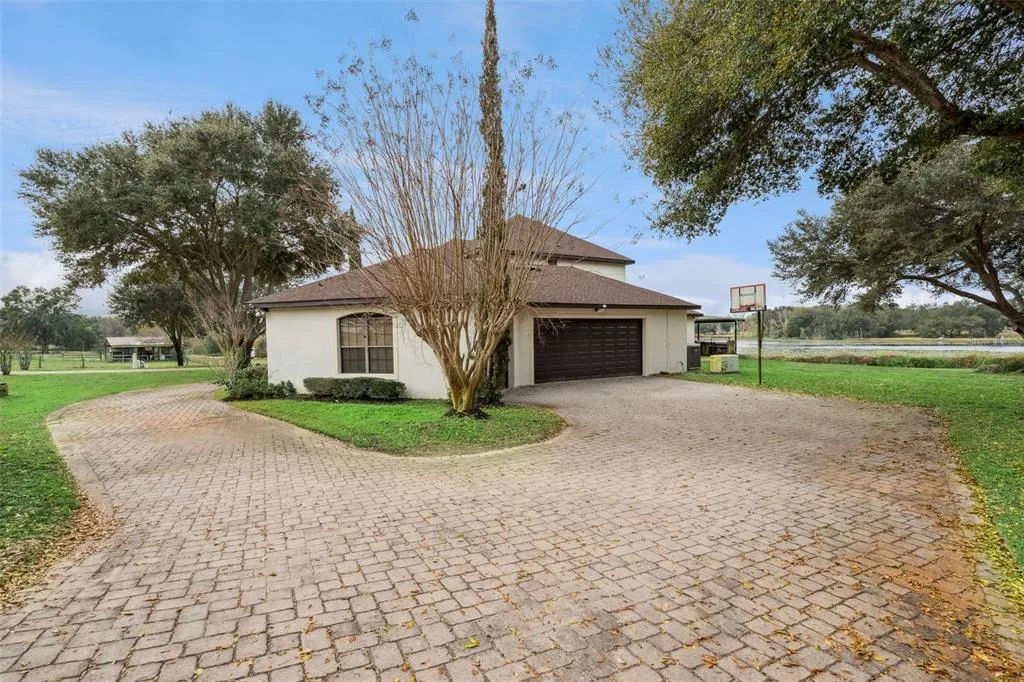 19949 S BUCKHILL ROAD, CLERMONT, FL 34715