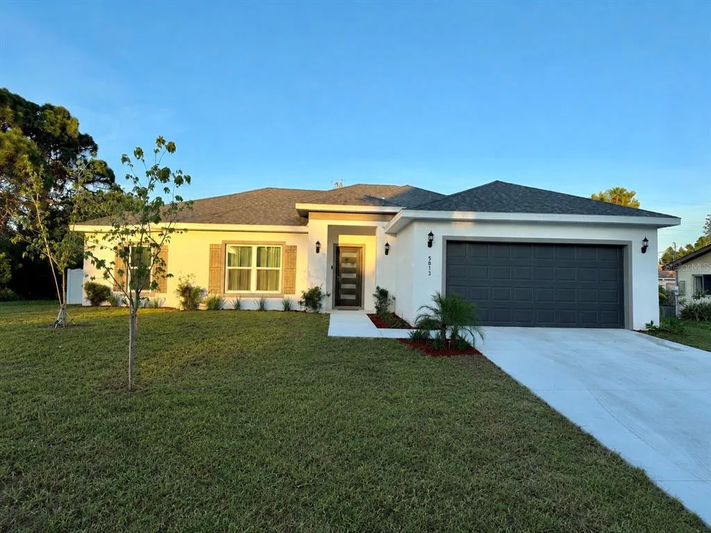 5813 REGENT ROAD, VENICE, FL 34293