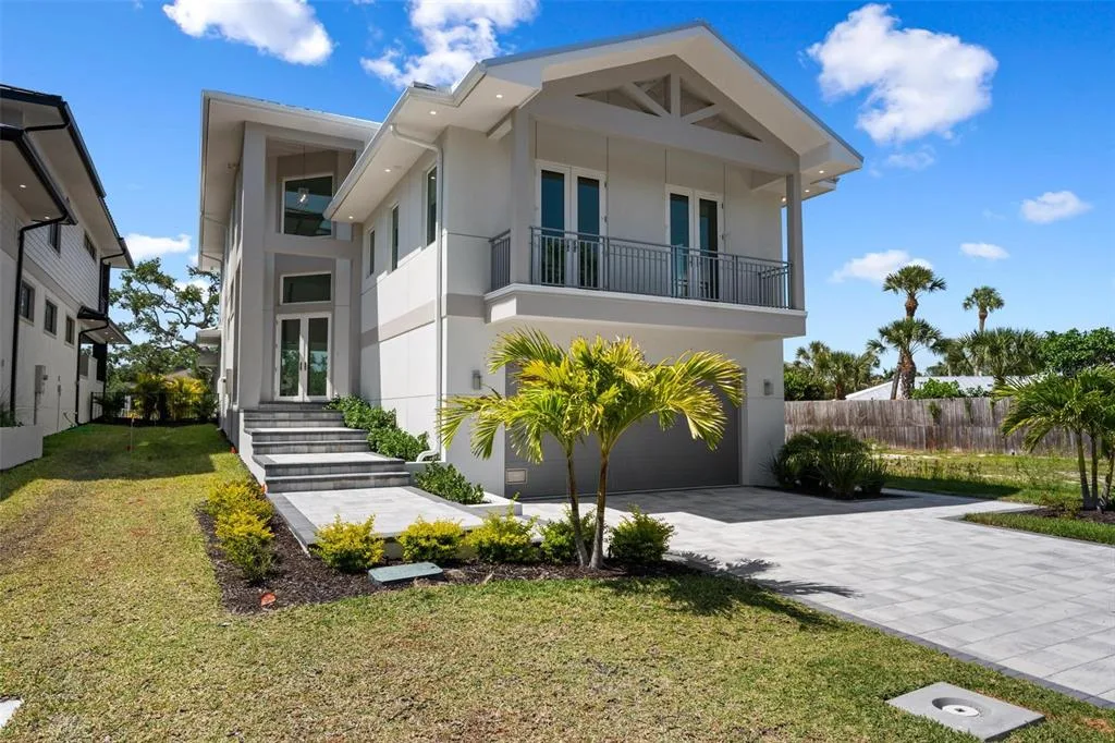 533 VENICE LANE, SARASOTA, FL 34242