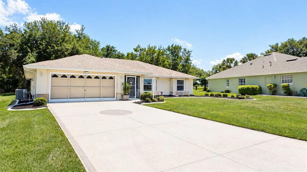 5277 INDIAN OCEAN LOOP, TAVARES, FL 32778