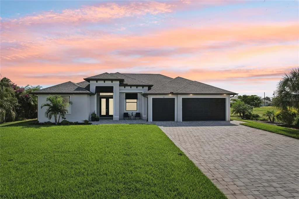 35 MEDALIST COURT, ROTONDA WEST, FL 33947