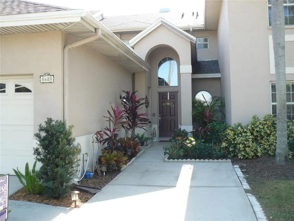 8628 SWEET MAGNOLIA PLACE, SEMINOLE, FL 33777