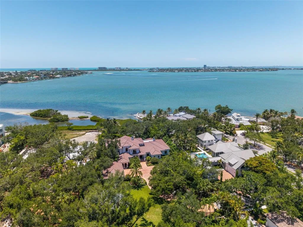 3000 SOUTHWEST DRIVE, SARASOTA, FL 34239