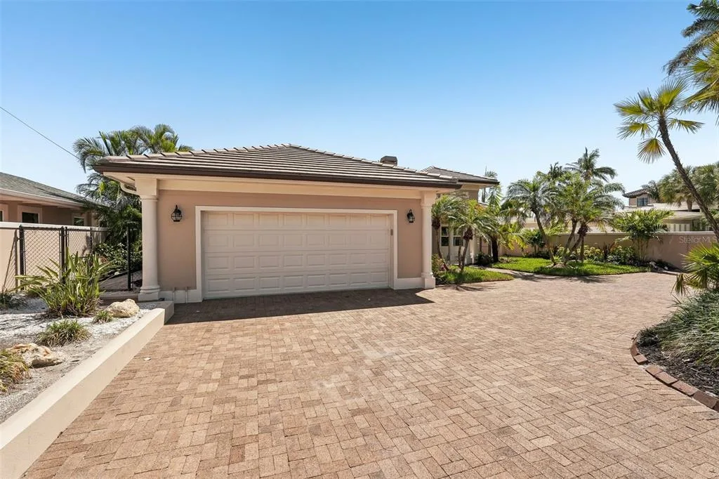 85 S POLK DRIVE, SARASOTA, FL 34236