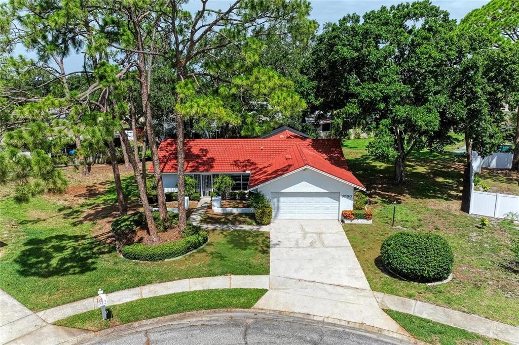 3980 LEMONWOOD DRIVE, SARASOTA, FL 34232