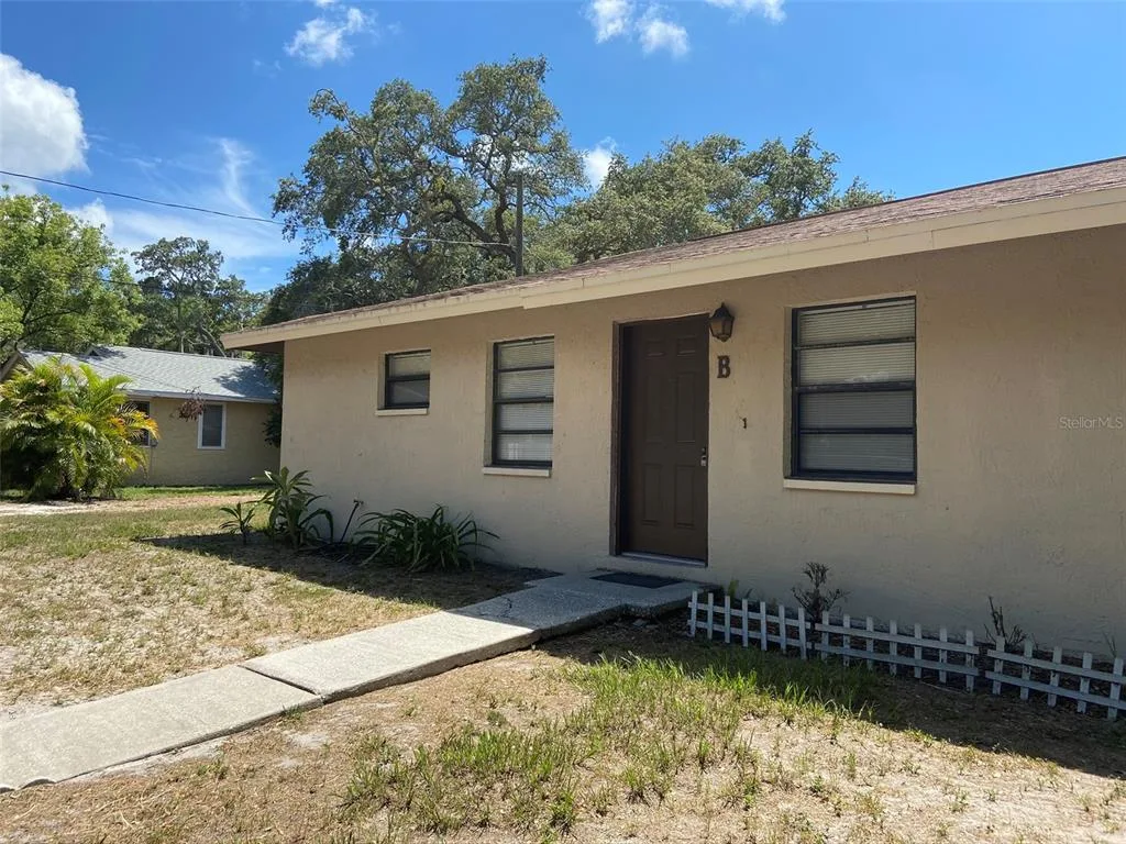 301 WOODROW AVENUE # B, LARGO, FL 33770