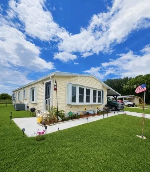 475 PAPAYA CIRCLE, SEBASTIAN, FL 32976