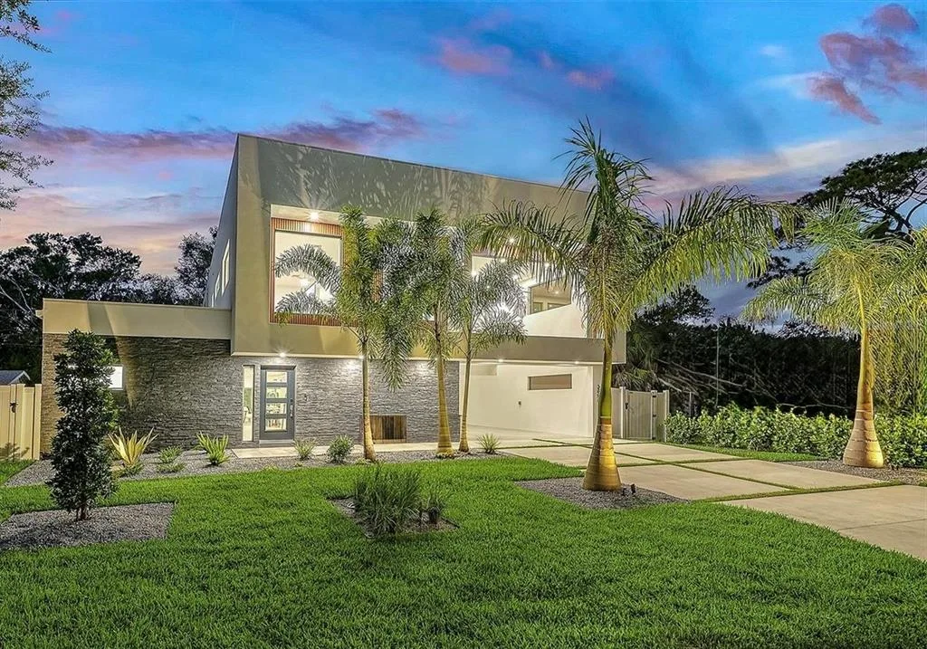 2050 EUCLID TERRACE, SARASOTA, FL 34239