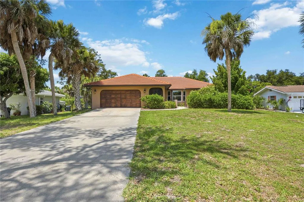 2317 GOYA DRIVE, NOKOMIS, FL 34275