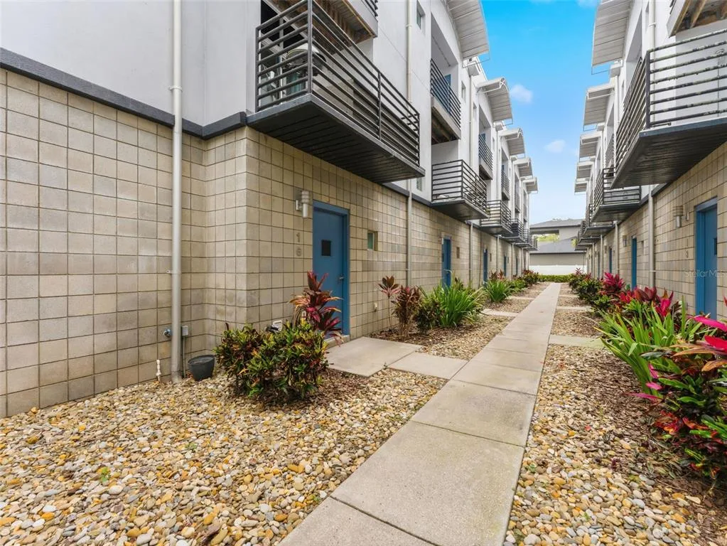 5008 S MACDILL AVENUE # 16, TAMPA, FL 33611