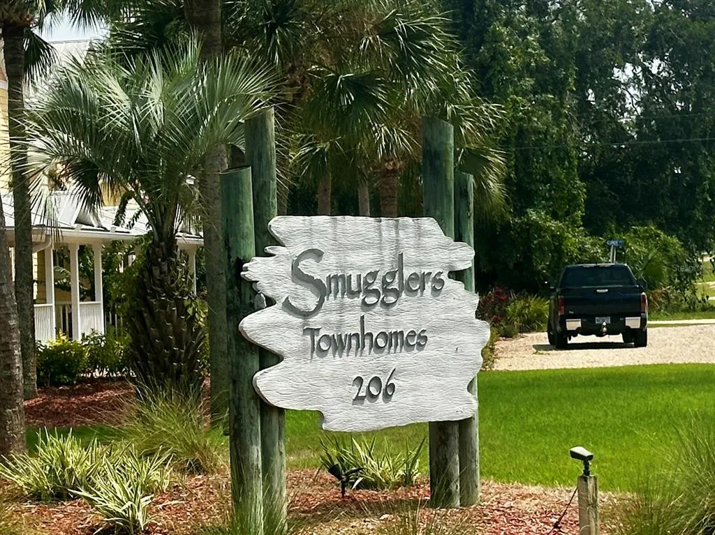 206 SE TENTH STREET # 9, STEINHATCHEE, FL 32359