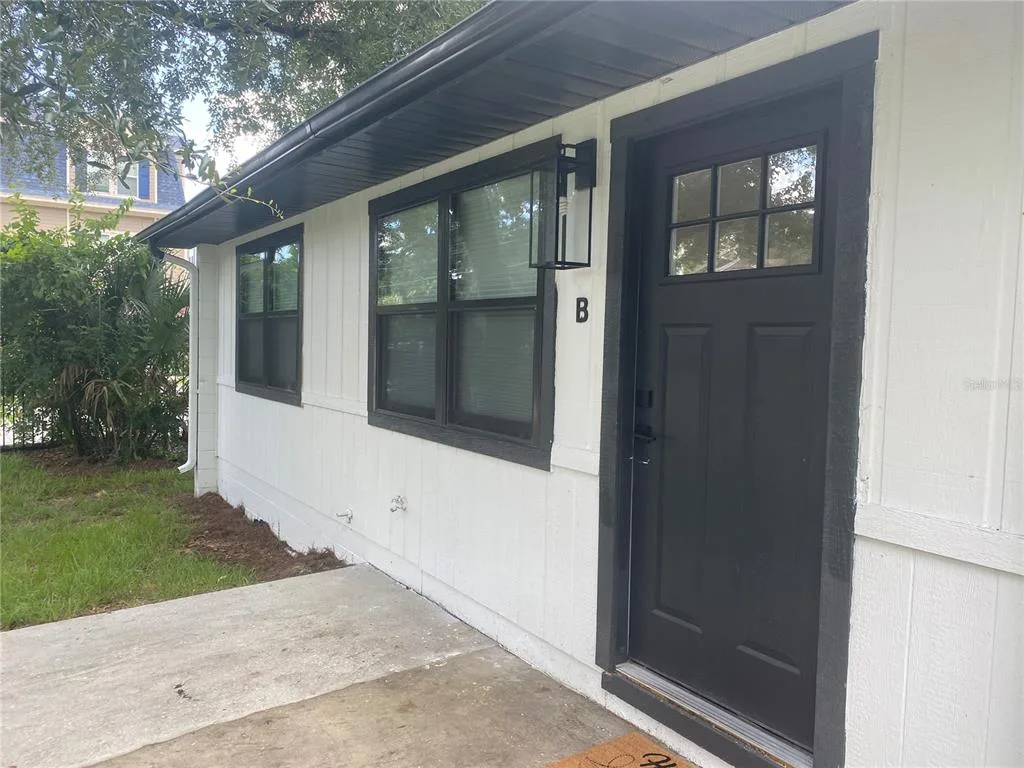 704 ANGELINA LANE # B, LAKELAND, FL 33801