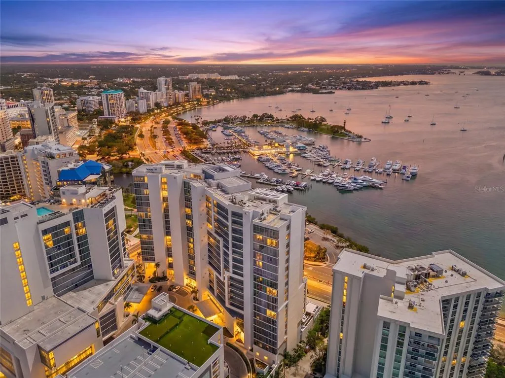 1155 N GULFSTREAM AVENUE # 306, SARASOTA, FL 34236