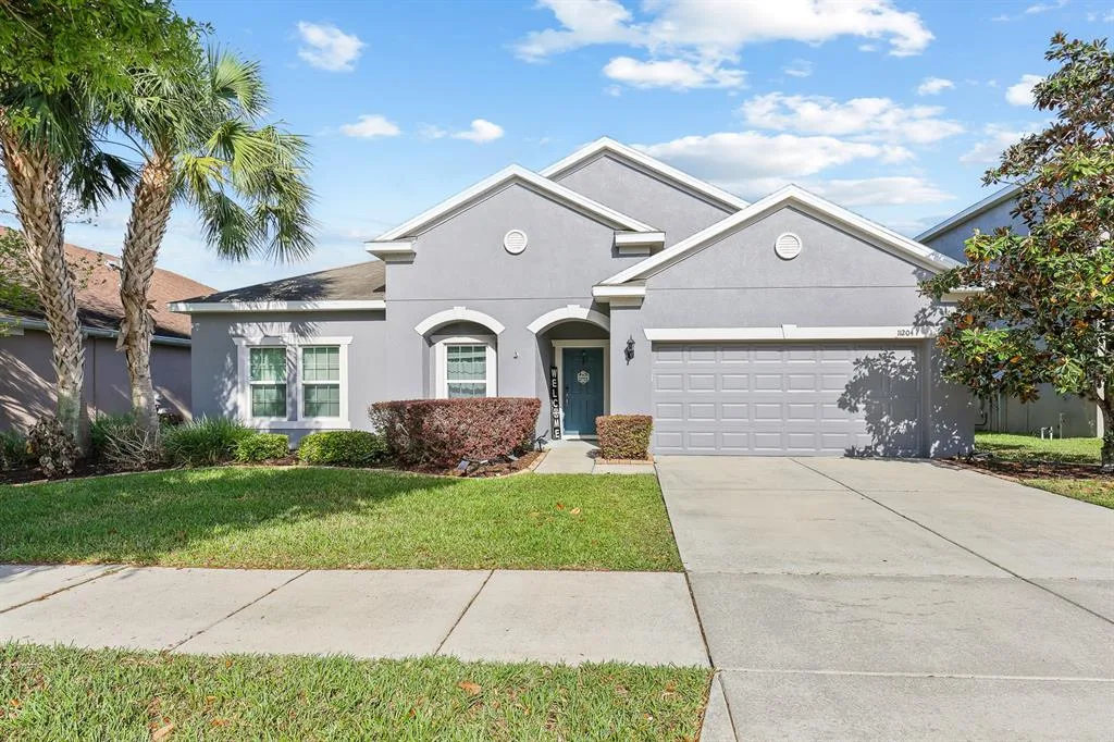 11204 COVENTRY GROVE CIRCLE, LITHIA, FL 33547