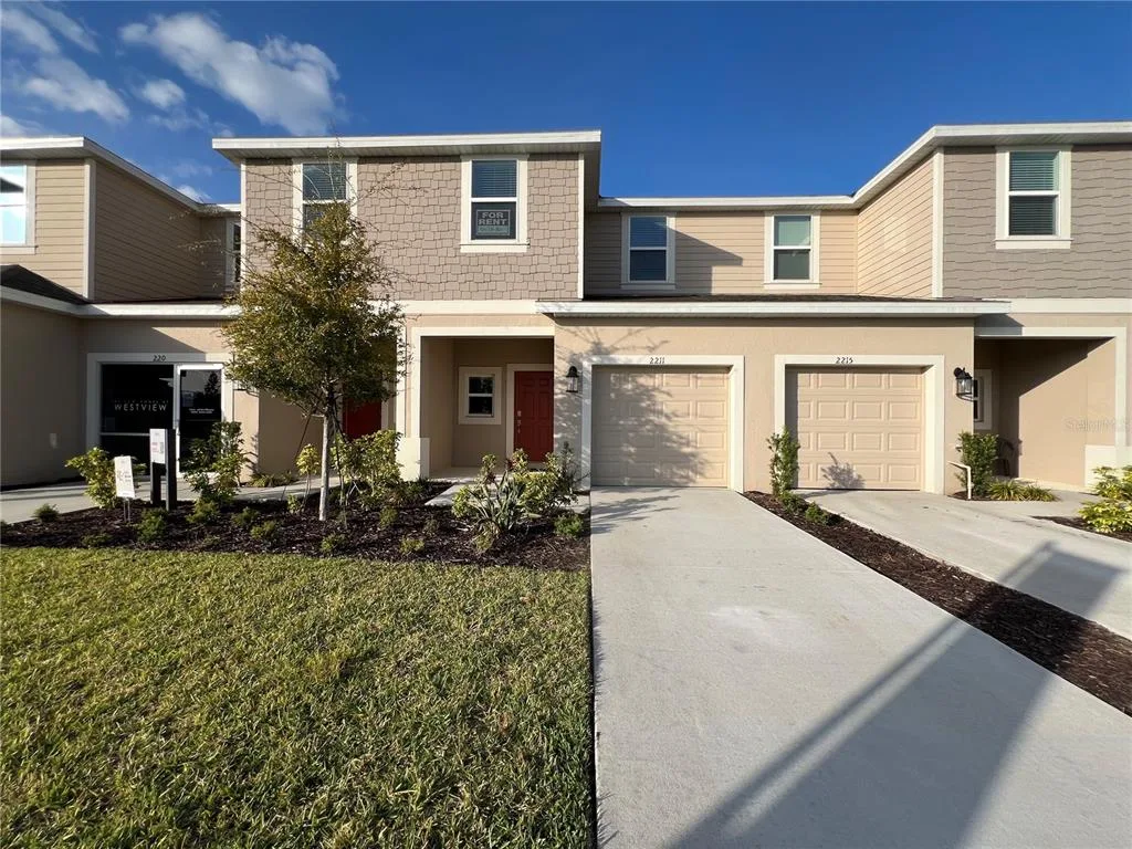 2211 PORTRAIT STREET, KISSIMMEE, FL 34758
