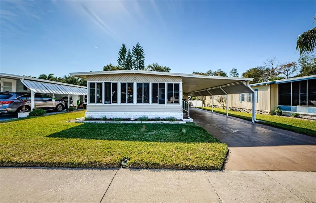 39820 US HIGHWAY 19 N # 15, TARPON SPRINGS, FL 34689