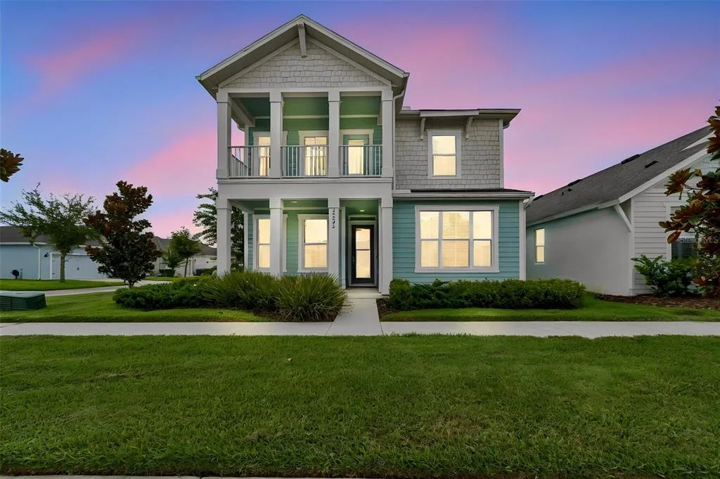 28692 COZY CREEK DRIVE, WESLEY CHAPEL, FL 33543