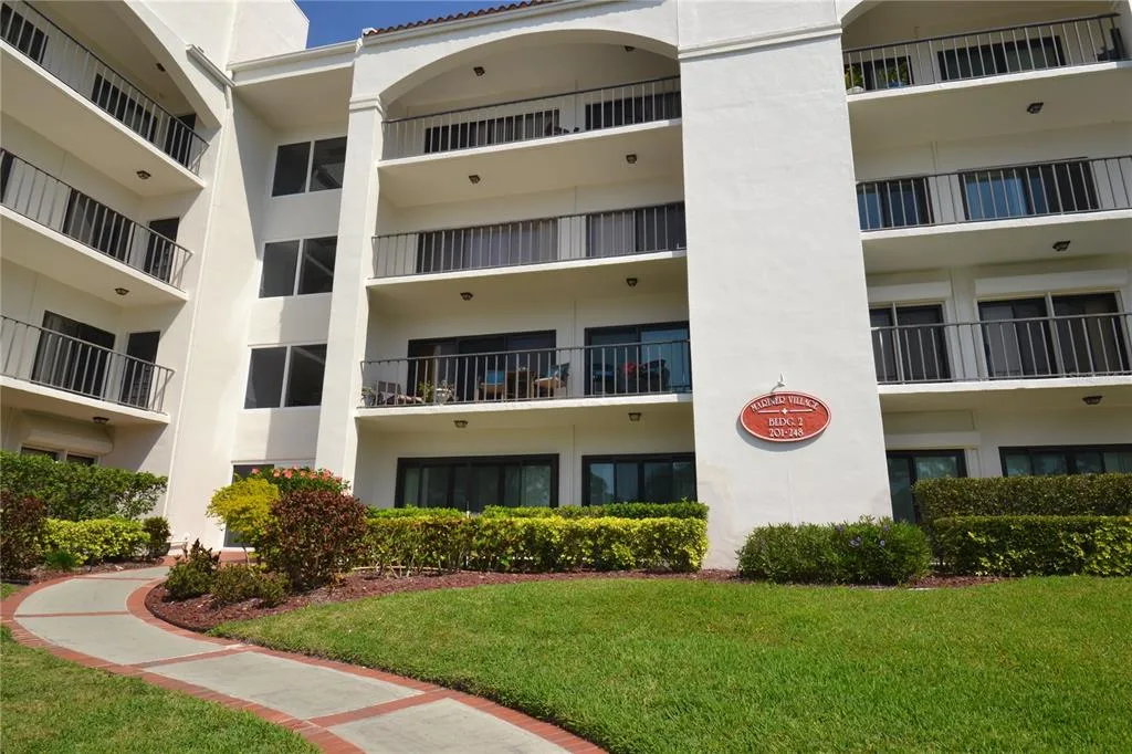 238 MARINER DRIVE, TARPON SPRINGS, FL 34689