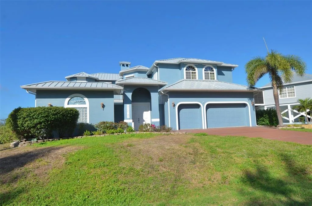 3605 STABILE ROAD, ST JAMES CITY, FL 33956