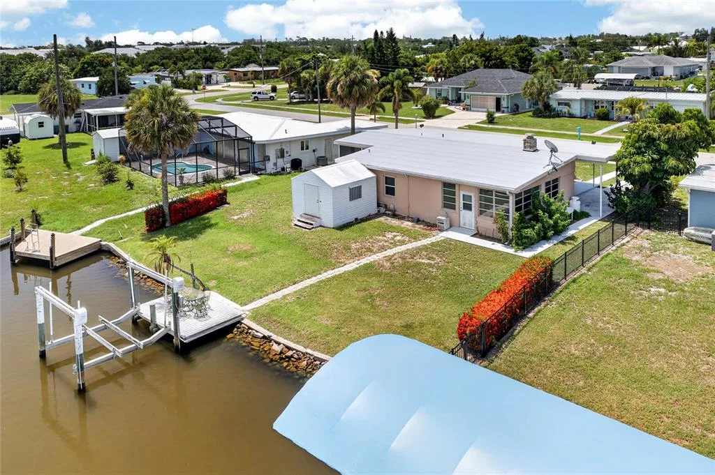 321 WEBER TERRACE, PORT CHARLOTTE, FL 33952