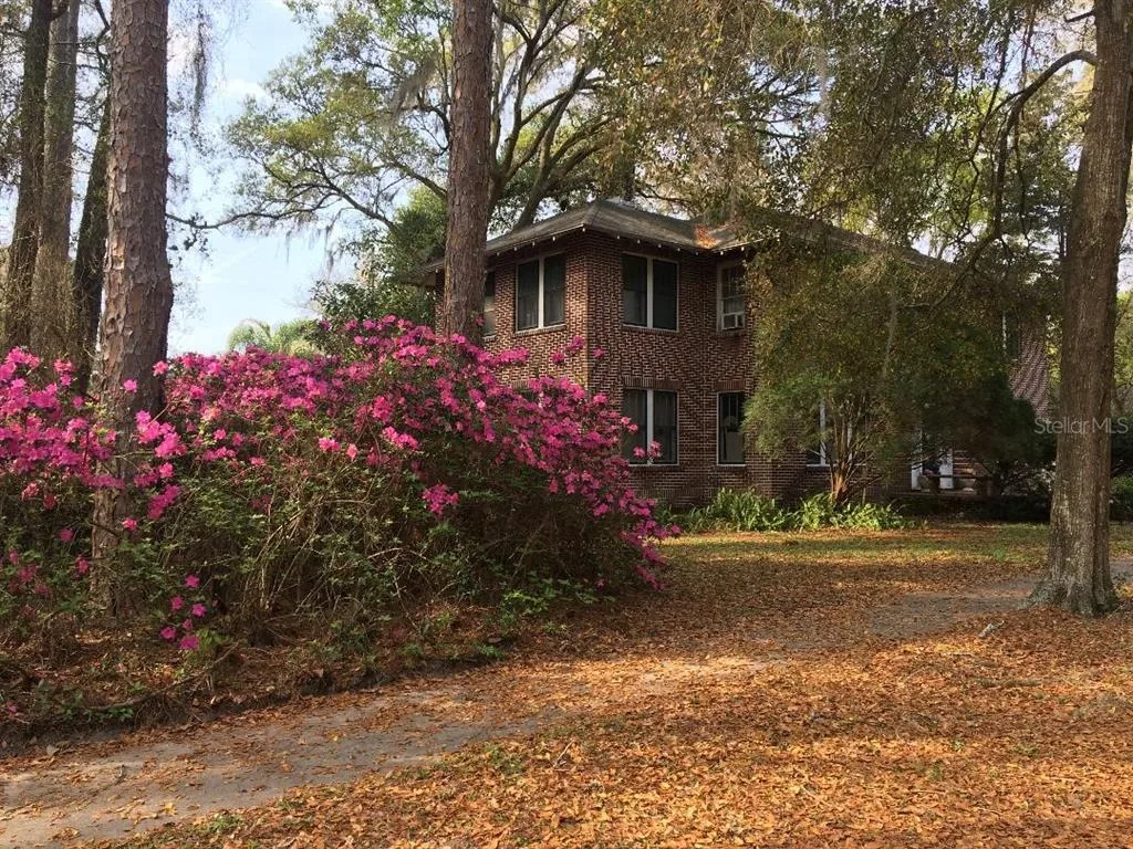 635 NE 9TH AVENUE, GAINESVILLE, FL 32601