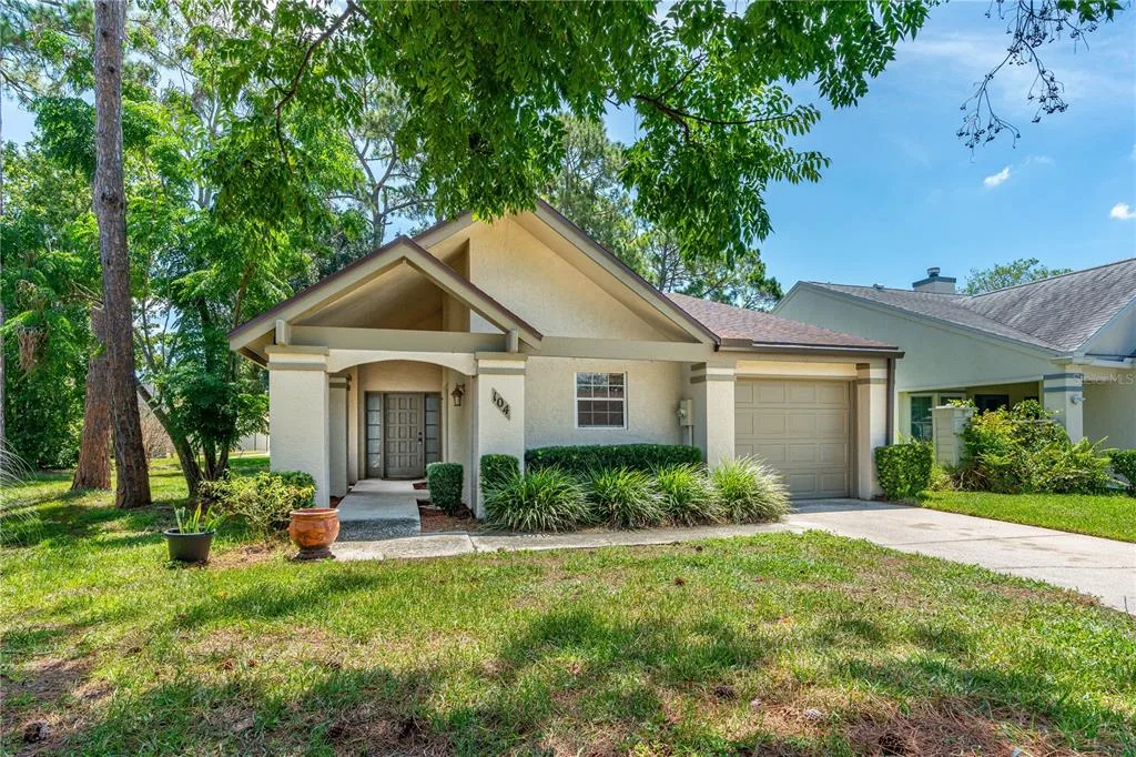 104 SHOAL CREEK CIRCLE, DAYTONA BEACH, FL 32114