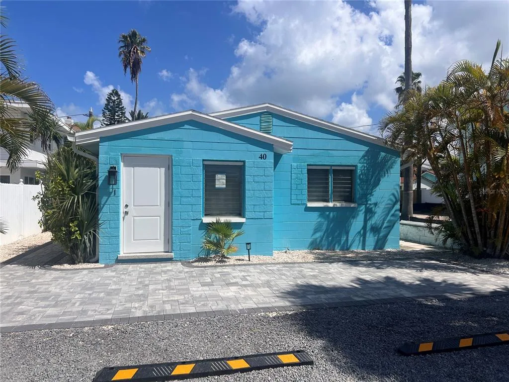 40 82ND AVENUE S # Unit `1, TREASURE ISLAND, FL 33706