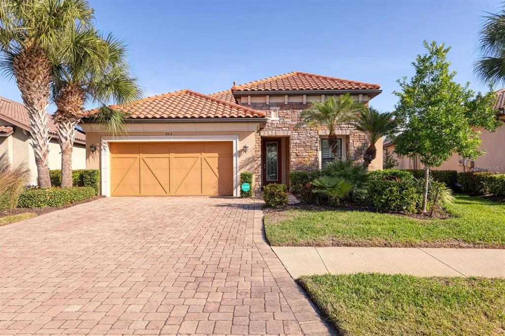 2414 VACCARO DRIVE, SARASOTA, FL 34231