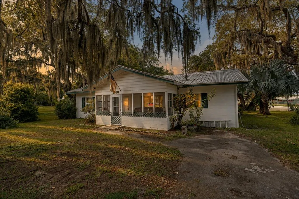 1000 ALTON STREET, AVON PARK, FL 33825