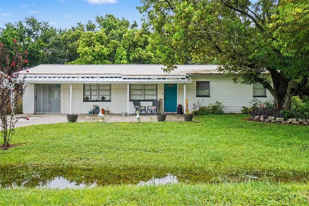 3040 STRAWBERRY LANE, LAKELAND, FL 33801