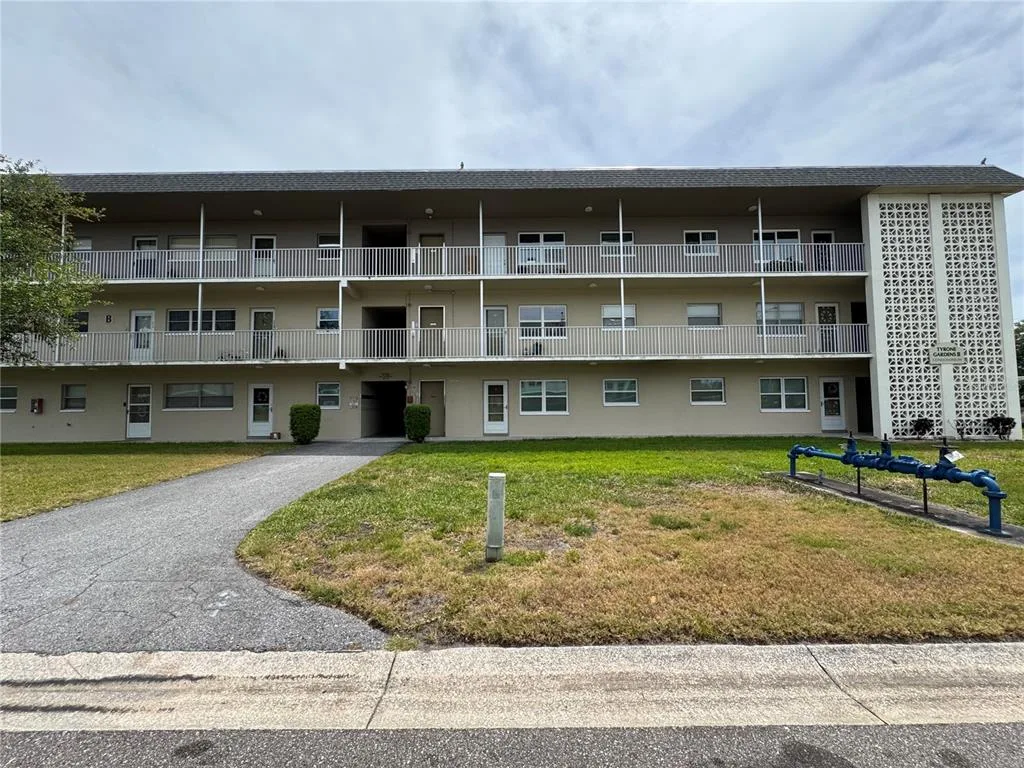 5720 13TH AVENUE N # 106B, ST PETERSBURG, FL 33710