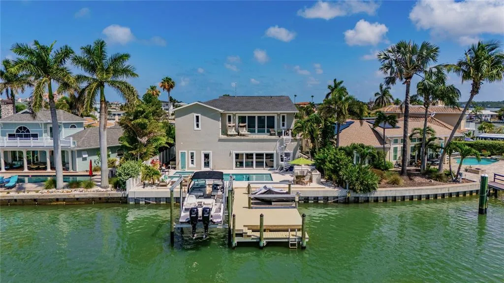 17081 DOLPHIN DRIVE, NORTH REDINGTON BEACH, FL 33708