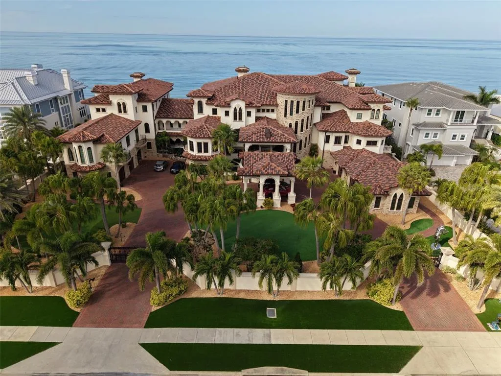 1700 GULF BOULEVARD, BELLEAIR BEACH, FL 33786