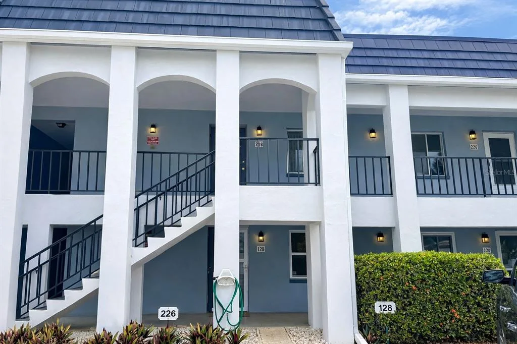 8651 10TH STREET N # 228, ST PETERSBURG, FL 33702