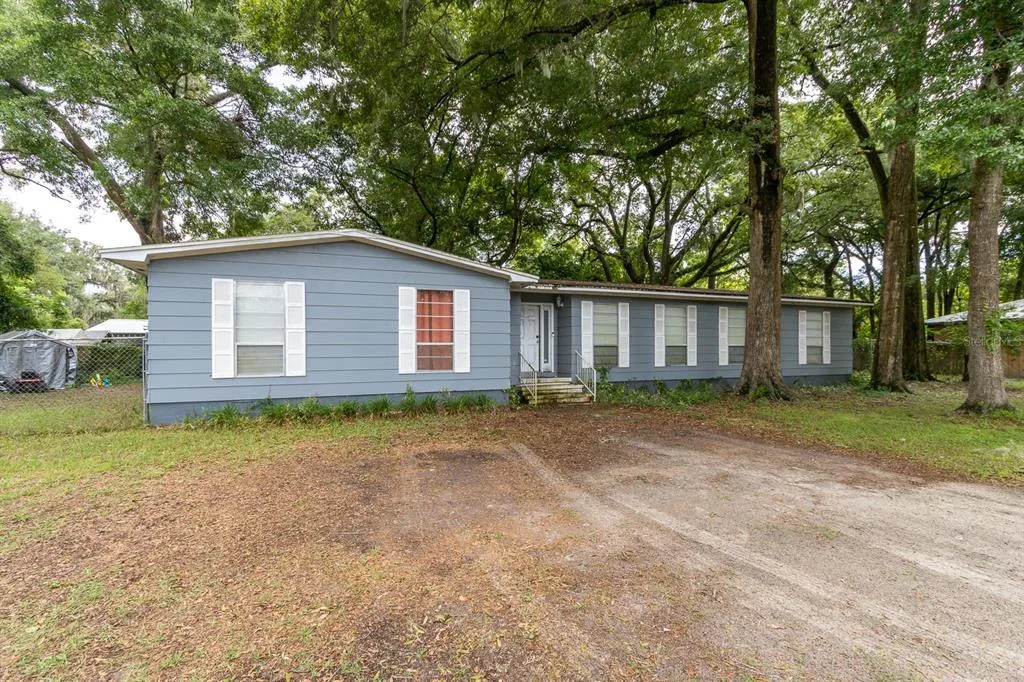 14215 NW 142ND PLACE, ALACHUA, FL 32615