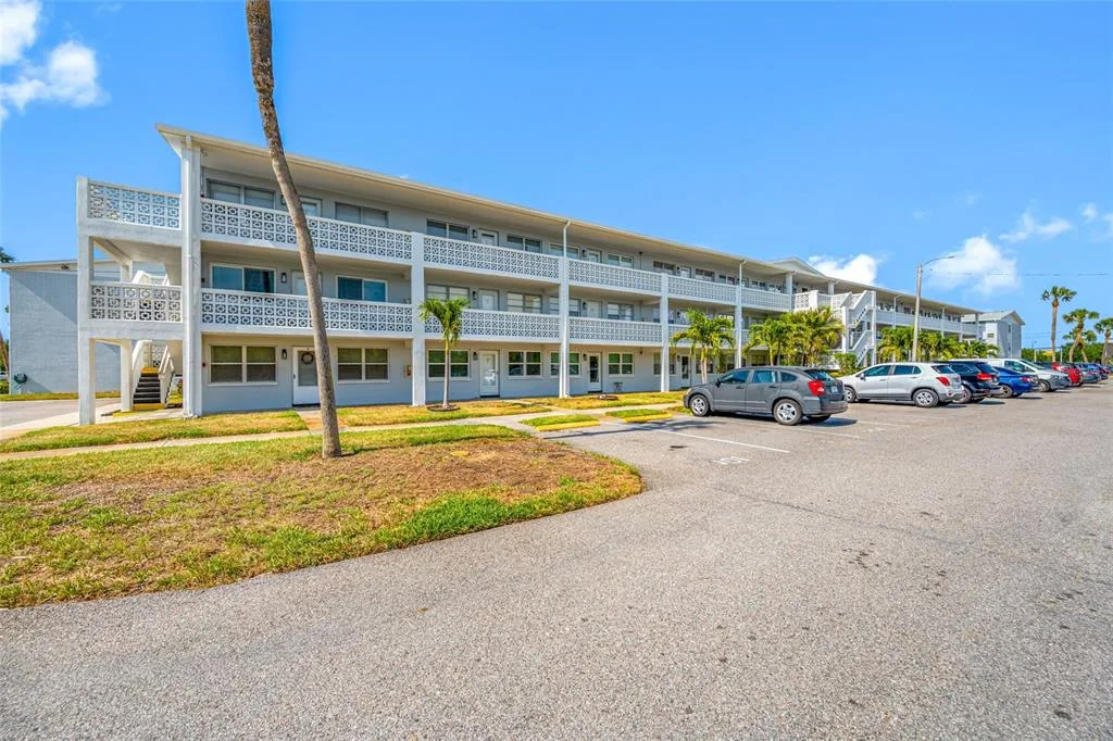 1001 77TH AVENUE N # 308, ST PETERSBURG, FL 33702