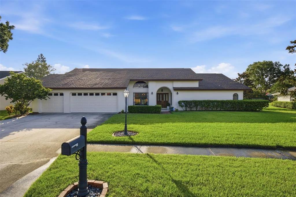 13707 ATTLEY PLACE, TAMPA, FL 33624