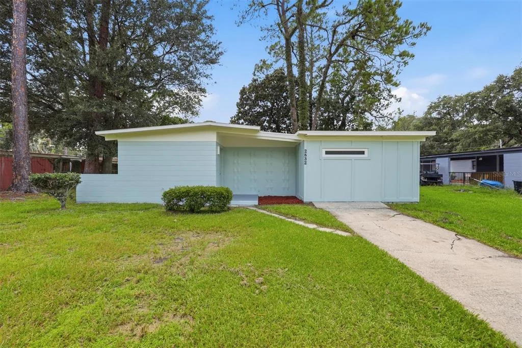 2832 NE 11TH TERRACE, GAINESVILLE, FL 32609