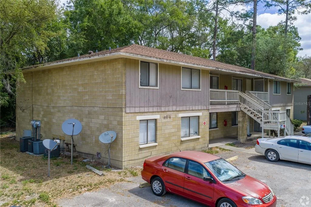 6816 SW 4TH PLACE, GAINESVILLE, FL 32607