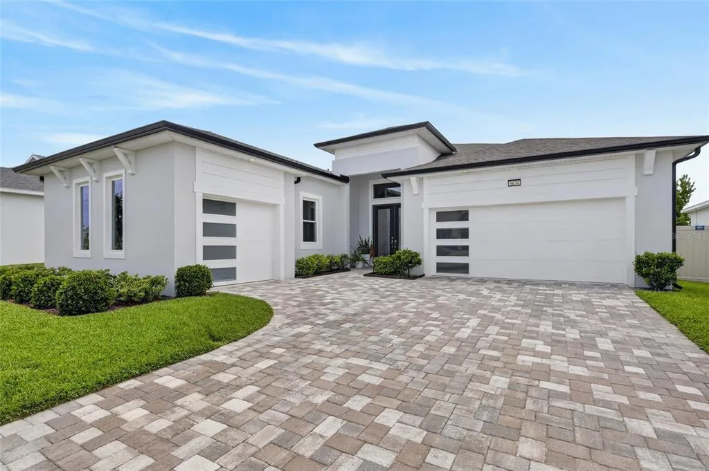 8634 DRUMMER PLANK DRIVE, WESLEY CHAPEL, FL 33545